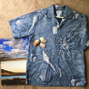 Blue cotton Hawaiian shirt beaches blue